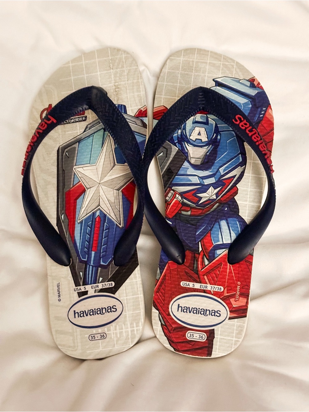 Havaianas Kids Captain America Red, Blue & White Flip Flops